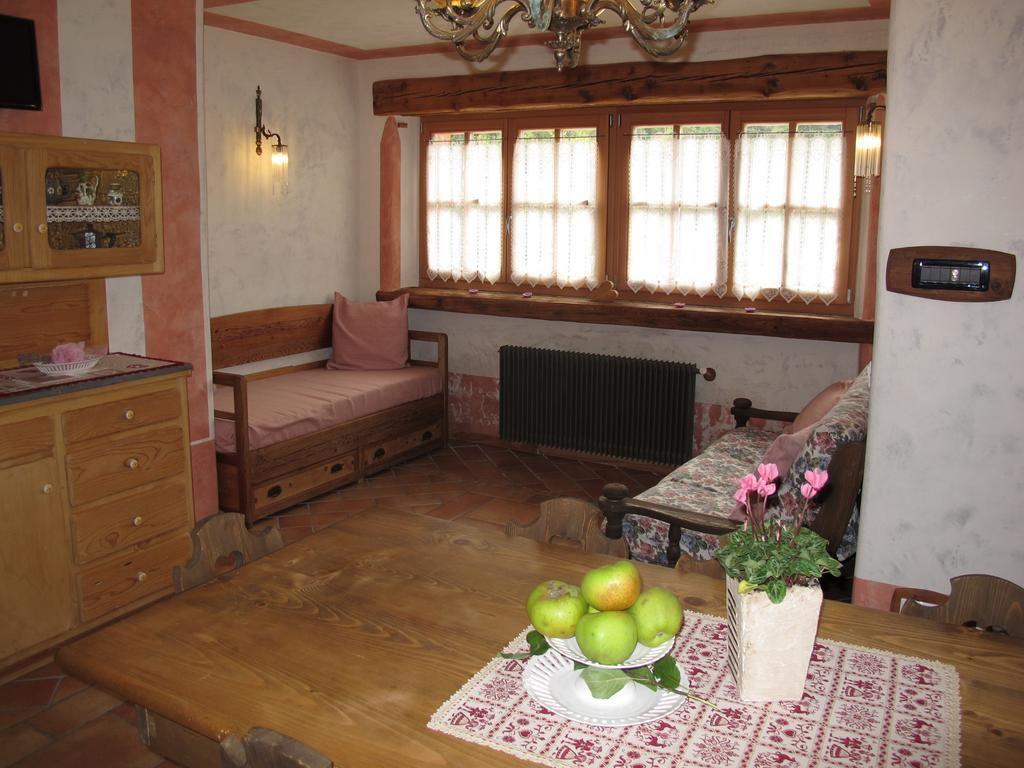 Agriturismo Alpenvidehof Villa Coredo Phòng bức ảnh